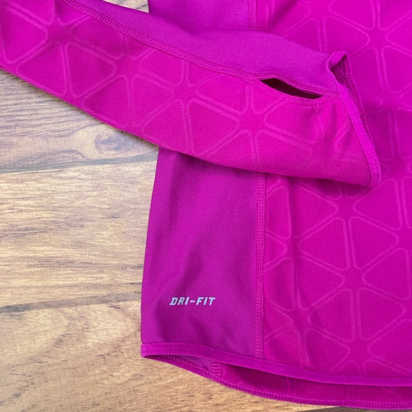 Nike Run Element Half Zip Women's Top - Picture 3 of 8